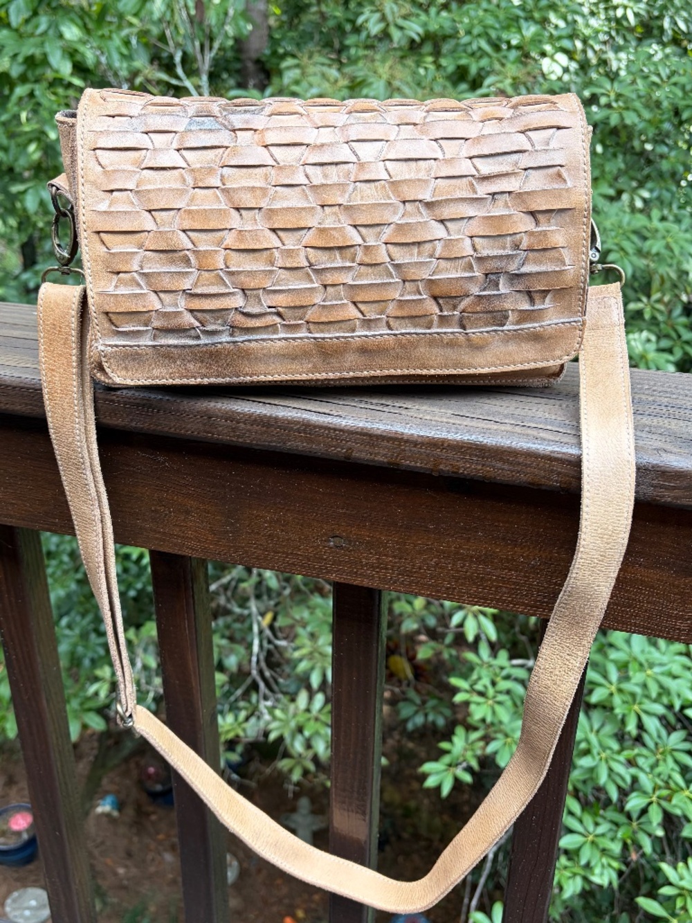 BedStu Cobbler Series Woven Flap Crossbody Handbag - Picture 2 of 11